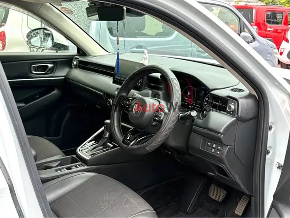 Honda Vezel Z Grade photo 2