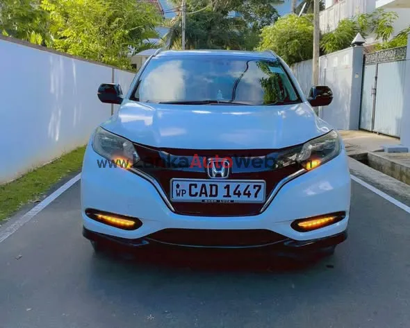 HONDA VEZEL Z GRADE — 2014 photo 2 in Matara, Matara
