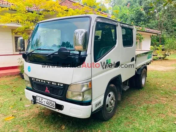 Mitsubishi Canter Orginal  Crew-cab