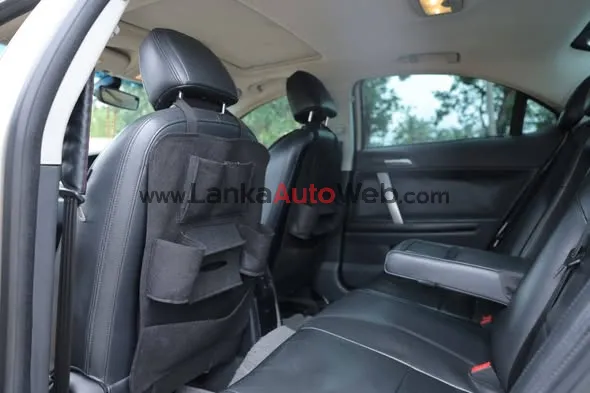 MG 6 - 2013 Luxury Sedan for Sale photo 5