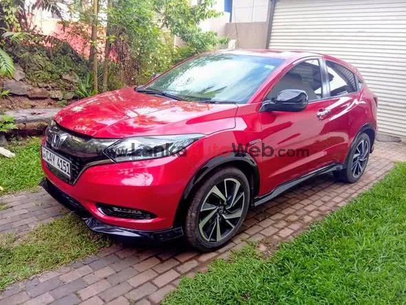HONDA VEZEL RS SENSING photo 3